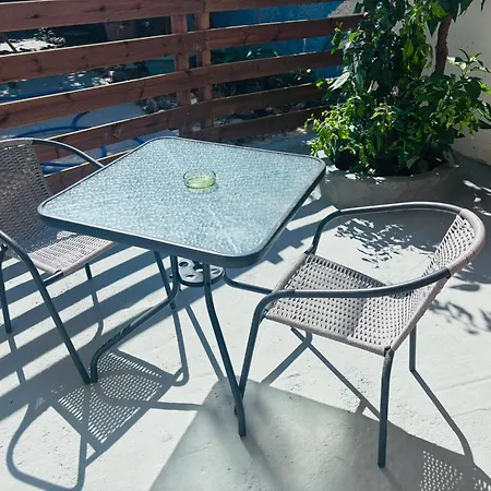 公寓 Alekas Garden View *