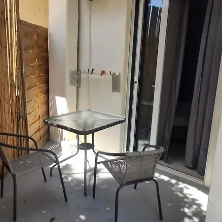 Alekas Garden View Apartament *
