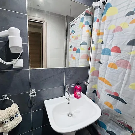 アパート Alekas Garden View